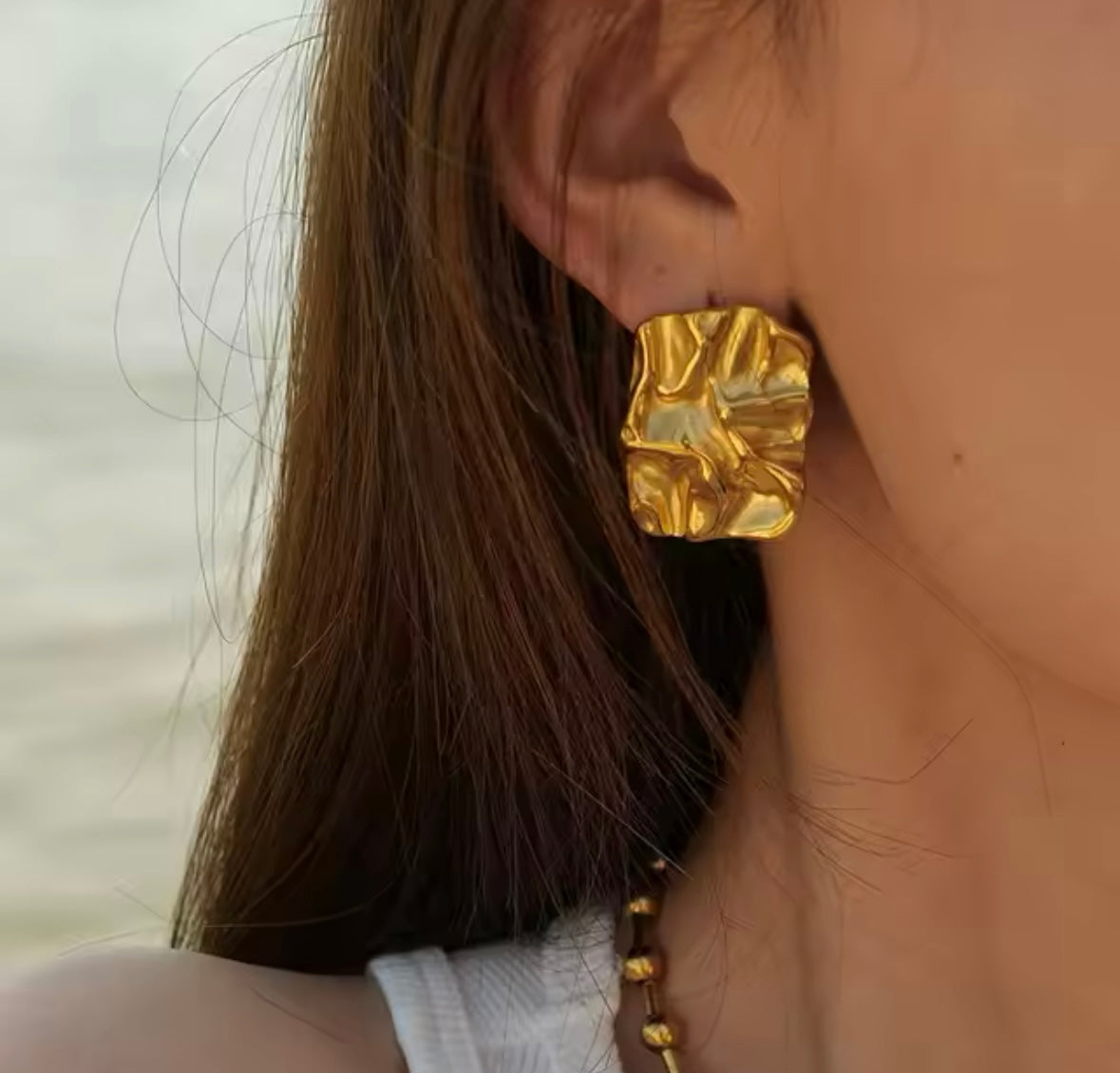 TEXTURED EARRINGS